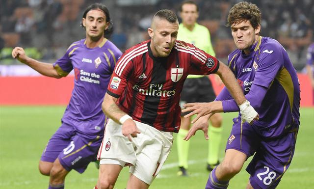 Prediksi Bola Fiorentina vs AC Milan 24 Agustus 2015